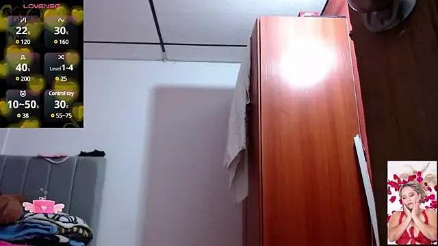 WANDAFOXX1 online show from 02-13-25, 10:43