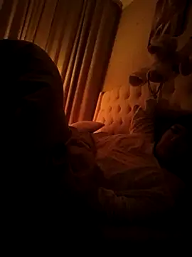 Snapshot of ROXOLANAA_SEXY chatting on 03-18-25, 06:25 ROXOLANAA SEXY online show from 03-18-25, 06:25