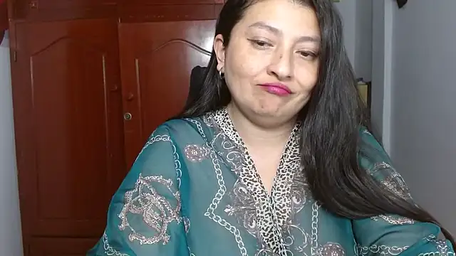 Snapshot of Victoriaevans1 chatting on 07-18-26, 06:23 Victoriaevans1 online show from 07-18-26, 06:23