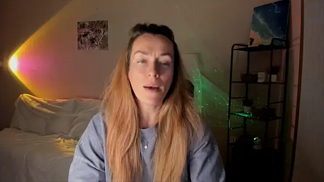 RebeccaMartinez online show from 10-26-25, 11:05