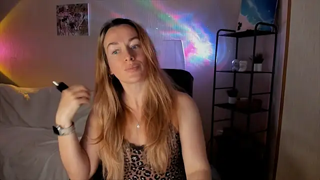 RebeccaMartinez online show from 11-21-25, 11:31