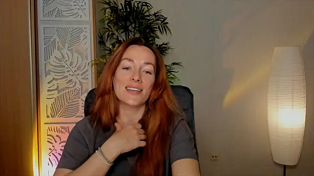 RebeccaMartinez online show from 04-10-26, 12:10