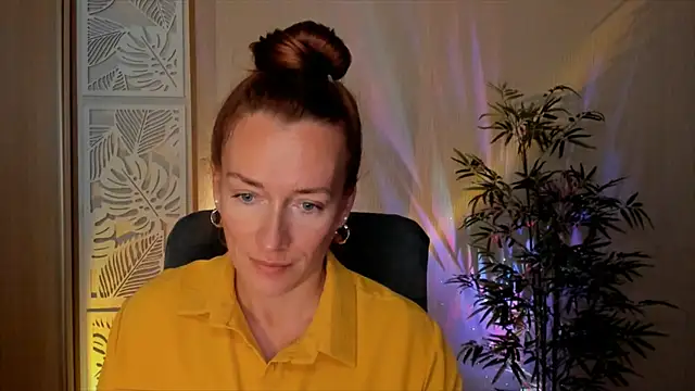 RebeccaMartinez online show from 07-25-26, 06:22