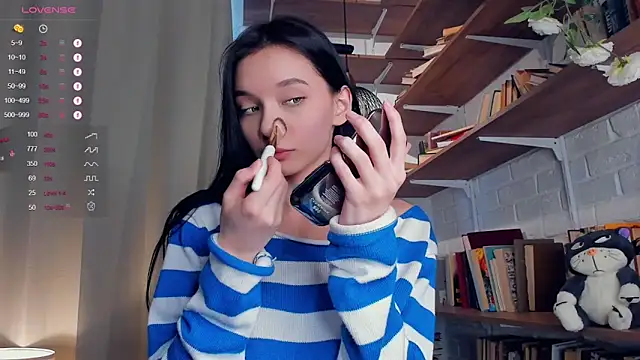 Snapshot of Riskyproject chatting on 03-21-25, 12:06 Riskyproject online show from 03-21-25, 12:06