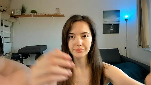 PollyFlame online show from 03-06-25, 06:19