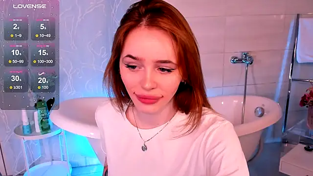 Snapshot of Phoenix_Margo chatting on 02-04-25, 08:35 Phoenix Margo online show from 02-04-25, 08:35