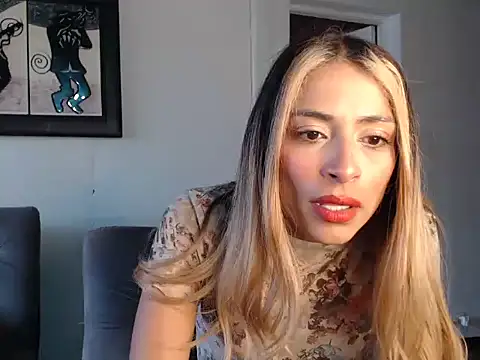 Snapshot of Liamiler01_ chatting on 02-25-25, 12:13 Liamiler01 online show from 02-25-25, 12:13