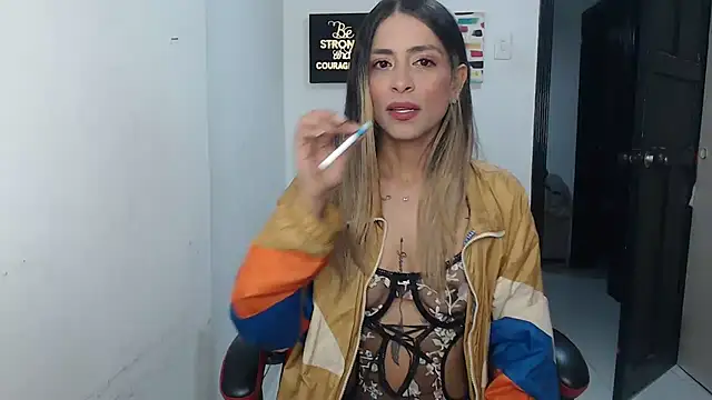 Liamiler01  online show from 10-24-25, 12:41