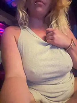 TrashleyRosebud online show from 07-20-26, 01:02