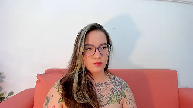 Snapshot of DEVA_BLUE_ chatting on 03-15-26, 04:18 DEVA BLUE online show from 03-15-26, 04:18