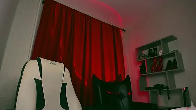 Frau  Lilith online show from 03-02-25, 12:54