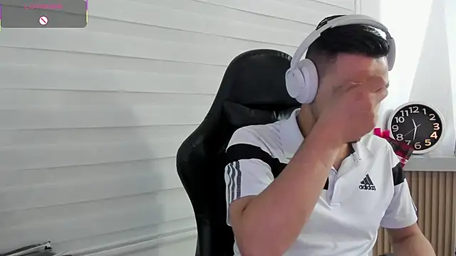 Rick Diesel  online show from 11-15-25, 04:32