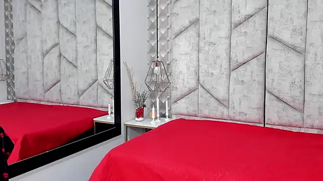 NiicolleMiller online show from 12-16-25, 05:18