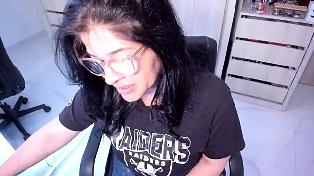 BellaFlaming online show from 07-14-26, 11:05