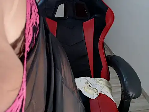 Snapshot of -Marivalda- chatting on 02-03-25, 02:02 -Marivalda- online show from 02-03-25, 02:02