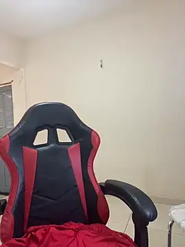 Snapshot of -Marivalda- chatting on 11-17-25, 12:00 -Marivalda- online show from 11-17-25, 12:00