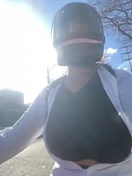 -Marivalda- online show from 04-10-26, 06:23