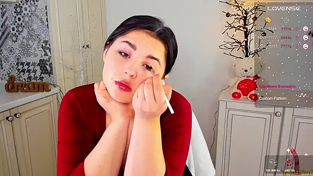 Snapshot of Talla_a chatting on 01-21-25, 07:04 Talla a online show from 01-21-25, 07:04