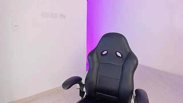 Snapshot of AnitaHaywood_ chatting on 11-28-25, 09:28 AnitaHaywood online show from 11-28-25, 09:28