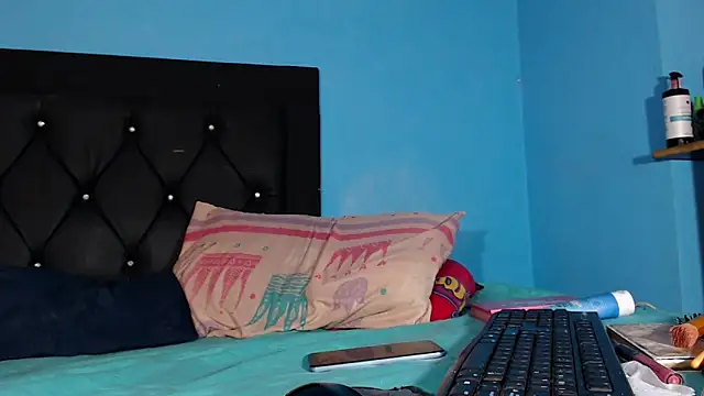 Snapshot of angelicatsx chatting on 01-11-25, 07:28 angelicatsx online show from 01-11-25, 07:28