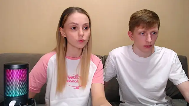 juliaanddima online show from 02-22-26, 12:23