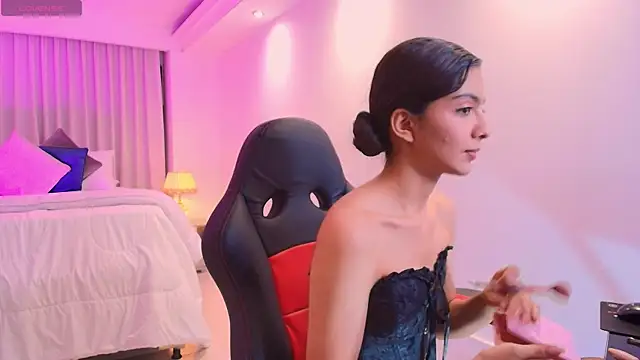 miiaa evans online show from 02-06-25, 03:27