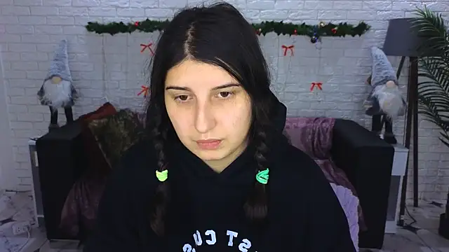 Snapshot of Linda_EX chatting on 12-14-24, 07:40 Linda EX online show from 12-14-24, 07:40