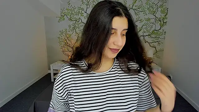 Snapshot of Linda_EX chatting on 02-07-25, 07:29 Linda EX online show from 02-07-25, 07:29