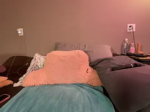 1Lustfully yours online show from 02-05-26, 06:12