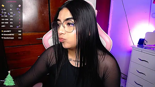 Snapshot of eva_six chatting on 12-11-24, 12:23 eva six online show from 12-11-24, 12:23