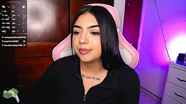 Snapshot of eva_six chatting on 01-17-25, 11:40 eva six online show from 01-17-25, 11:40