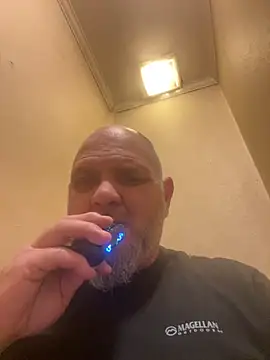 Snapshot of mrscum4u chatting on 12-06-24, 02:13 mrscum4u online show from 12-06-24, 02:13