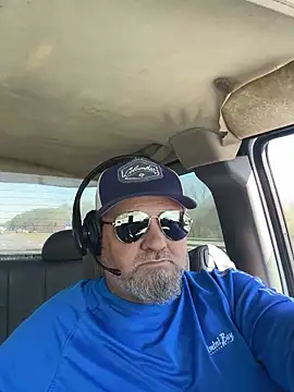 Snapshot of mrscum4u chatting on 03-18-25, 04:59 mrscum4u online show from 03-18-25, 04:59