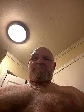 Snapshot of mrscum4u chatting on 03-19-25, 03:41 mrscum4u online show from 03-19-25, 03:41