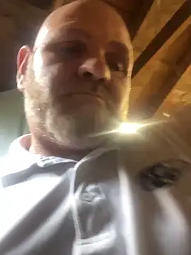 Snapshot of mrscum4u chatting on 09-20-25, 07:48 mrscum4u online show from 09-20-25, 07:48