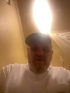 Snapshot of mrscum4u chatting on 09-28-25, 10:15 mrscum4u online show from 09-28-25, 10:15