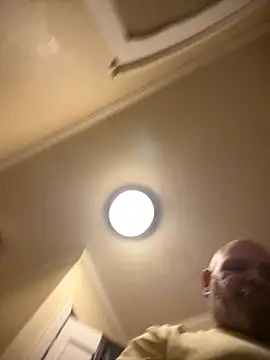 Snapshot of mrscum4u chatting on 10-31-25, 02:12 mrscum4u online show from 10-31-25, 02:12