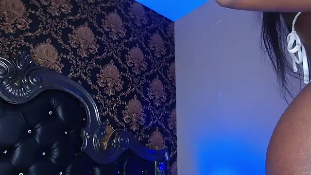 NaiaGils online show from 09-20-25, 12:39