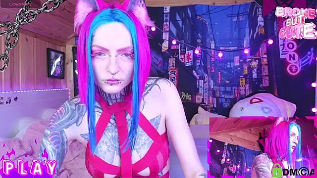 Snapshot of NekoCyber chatting on 03-12-26, 04:51 NekoCyber online show from 03-12-26, 04:51