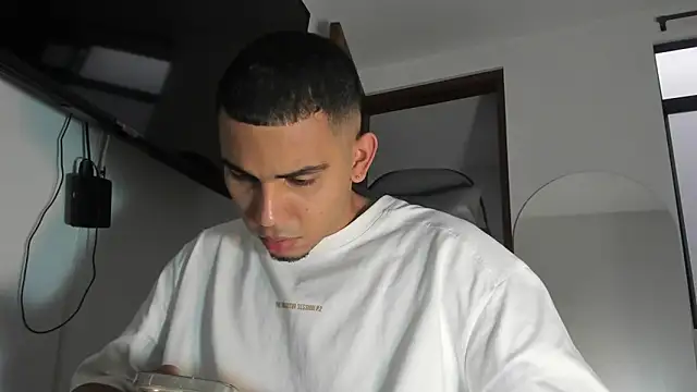 Snapshot of joss_111 chatting on 02-09-26, 11:36 joss 111 online show from 02-09-26, 11:36