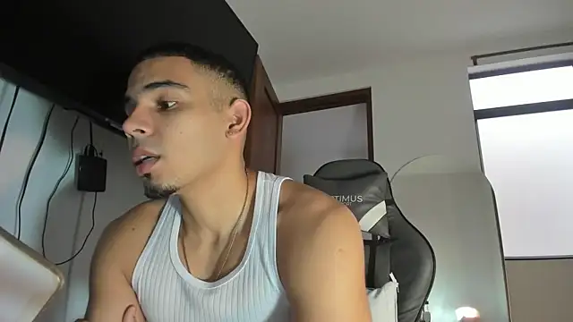 Snapshot of joss_111 chatting on 02-19-26, 12:01 joss 111 online show from 02-19-26, 12:01