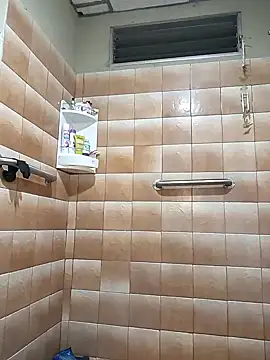 DanelyLopez online show from 01-10-25, 02:04