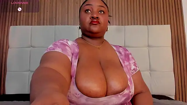 Saravy Blandon online show from 09-16-25, 11:00