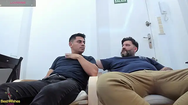 Snapshot of Maxi_TheBigDaddy chatting on 01-03-25, 10:29 Maxi TheBigDaddy online show from 01-03-25, 10:29