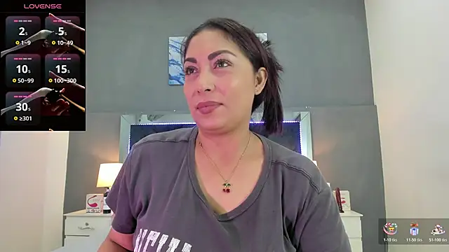 Lauralove 69 online show from 02-19-26, 08:16