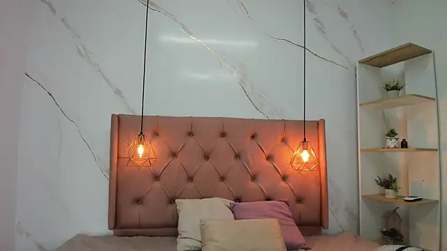 Belle Brunette online show from 11-27-25, 08:44