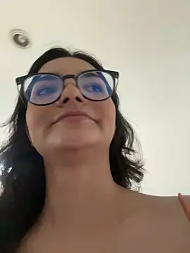 Snapshot of Cat2525 chatting on 01-20-25, 08:07 Cat2525 online show from 01-20-25, 08:07