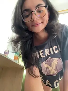 Snapshot of Cat2525 chatting on 01-21-25, 08:11 Cat2525 online show from 01-21-25, 08:11