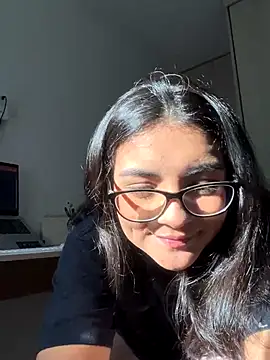 Snapshot of Cat2525 chatting on 11-01-25, 08:55 Cat2525 online show from 11-01-25, 08:55