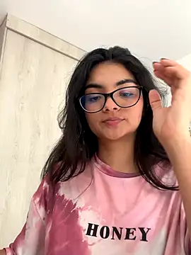 Snapshot of Cat2525 chatting on 11-09-25, 07:56 Cat2525 online show from 11-09-25, 07:56